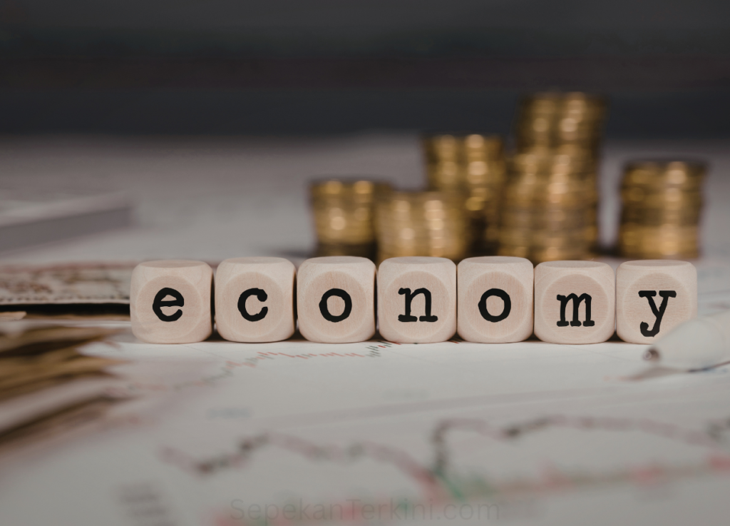 Ekonomi Indonesia Disebut Masuk Mode Bertahan, Defisit Anggaran Melebar Akibat Beban Utang - SepekanTerkini.com