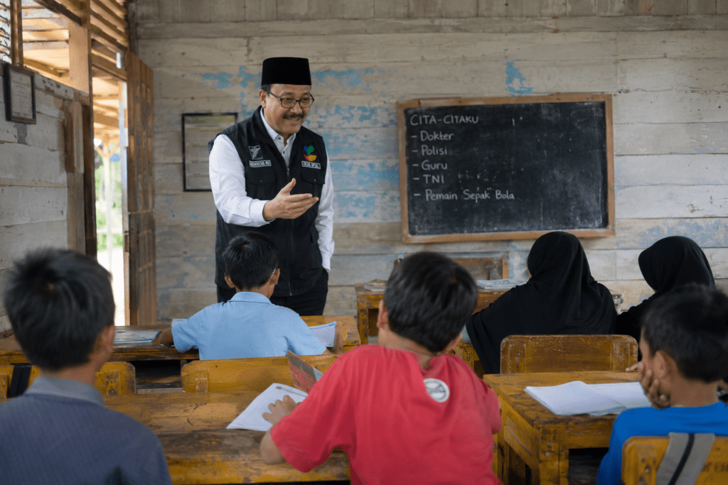 Gus Ipul: Sekolah Rakyat Harus Diawali Kejujuran soal Anak Putus Sekolah