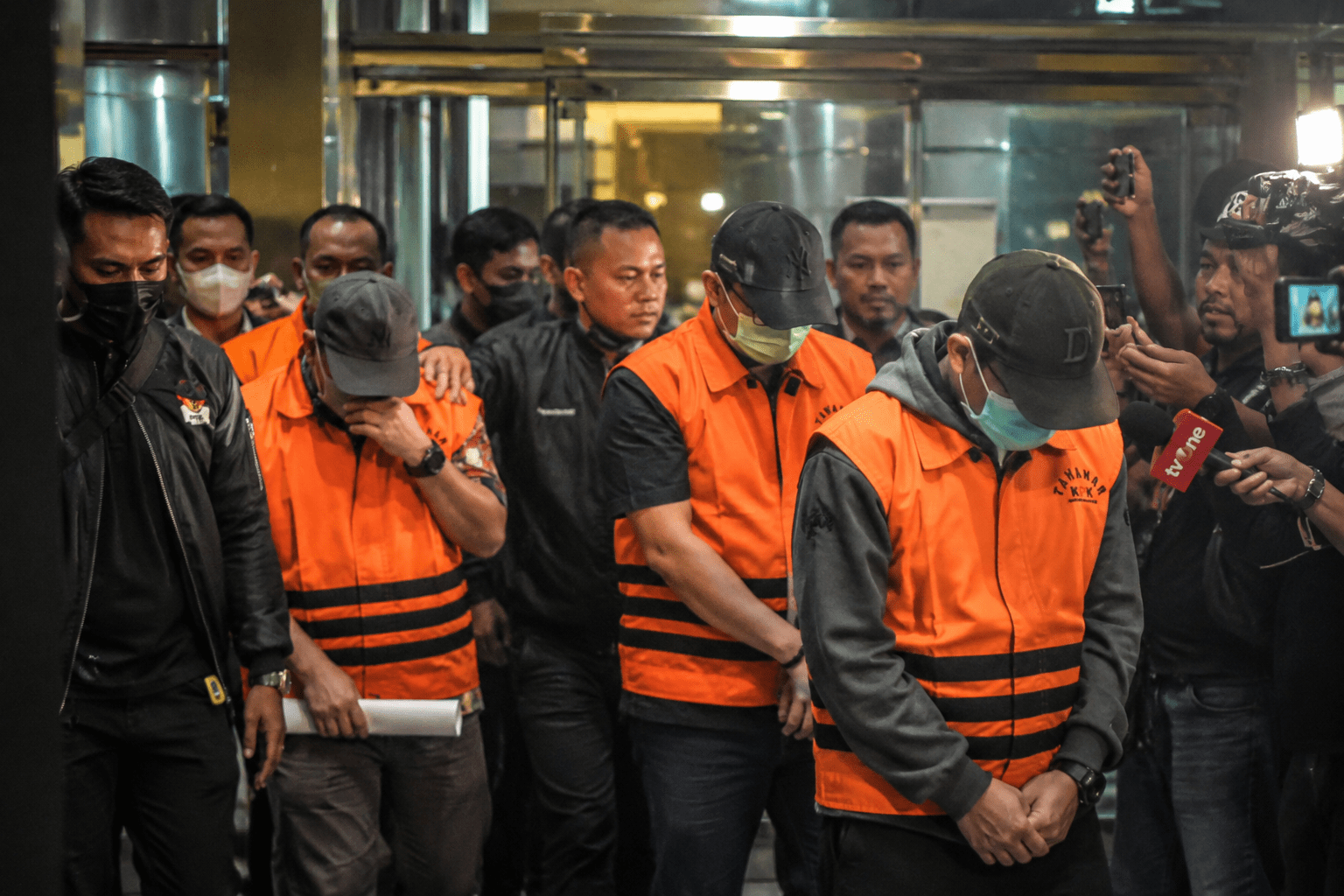 OTT Imigrasi Jakarta Barat, KPK Tangkap 17 Orang Termasuk Eks Plt Dirjen Imigrasi