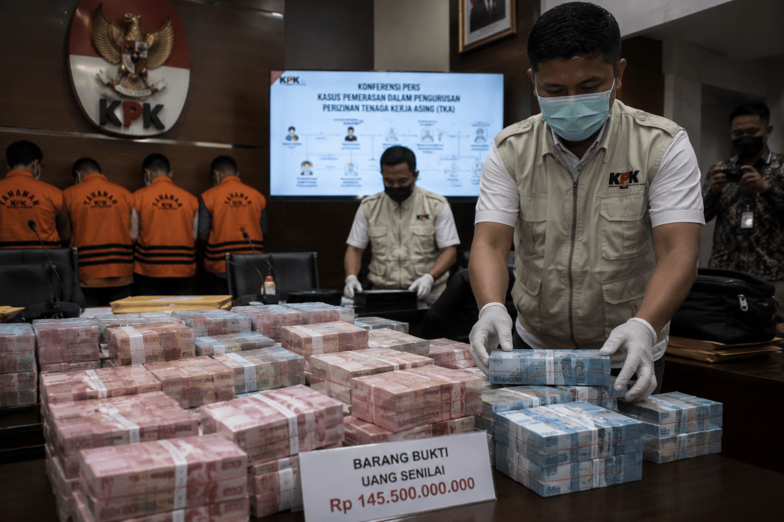 KPK Telusuri 96 Rekening dalam Kasus Imigrasi, Aliran Dana Diduga Capai Ratusan Miliar