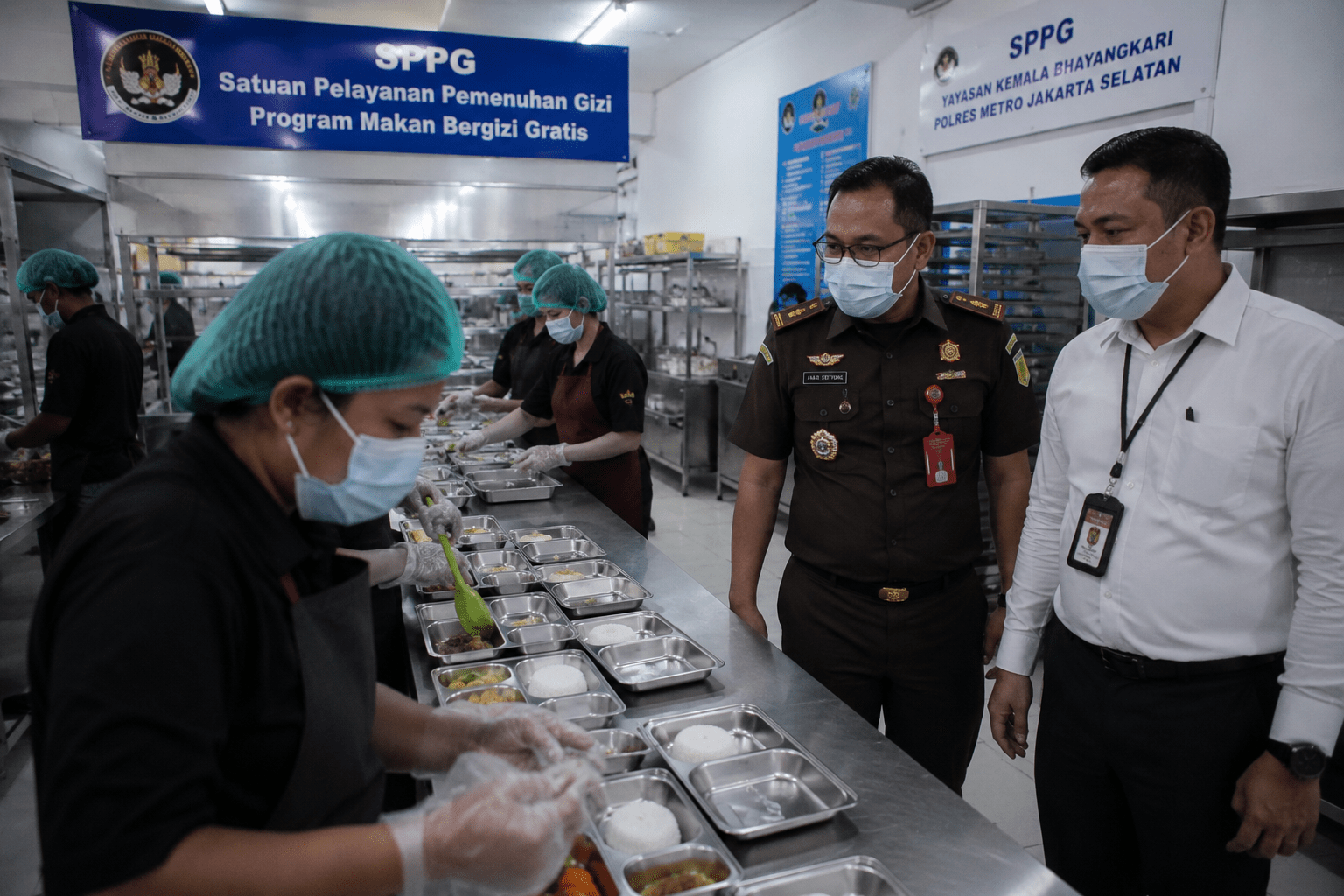 Kejagung Pastikan SPPG Terkait Eks Pejabat BGN Belum Tentu Dicoret dari Program MBG
