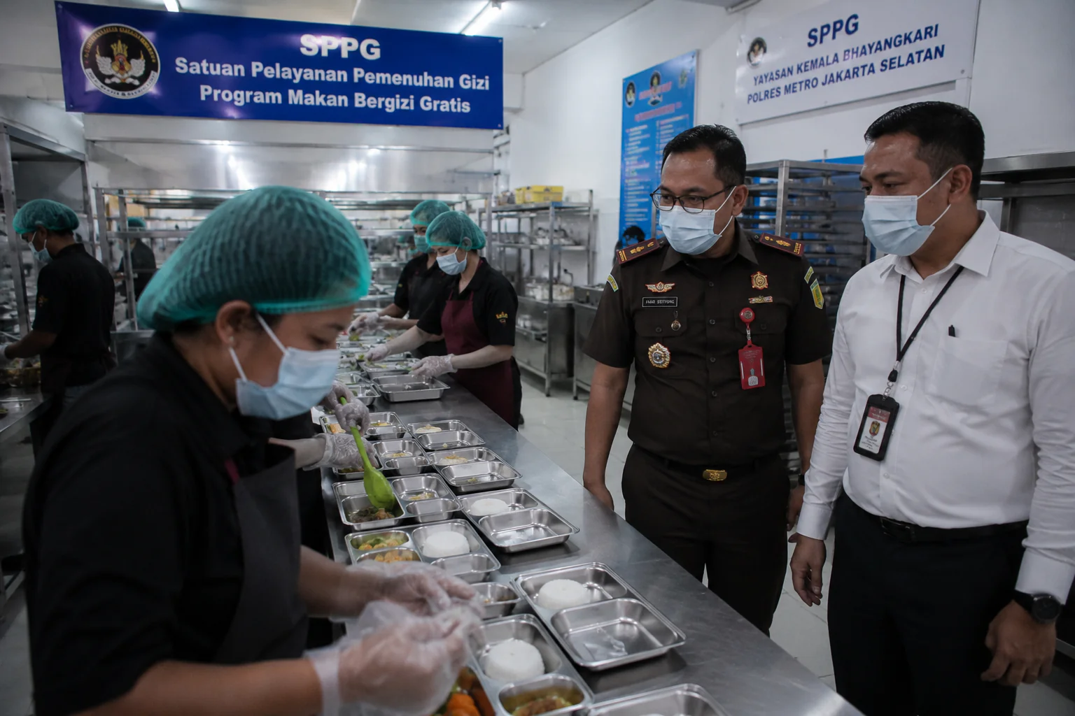 Kejagung Pastikan SPPG Terkait Eks Pejabat BGN Belum Tentu Dicoret dari Program MBG