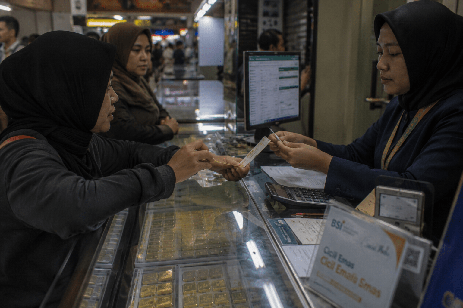 Minat Investasi Emas Meningkat, Bisnis Cicil Emas BSI Tumbuh Hampir 98 Persen