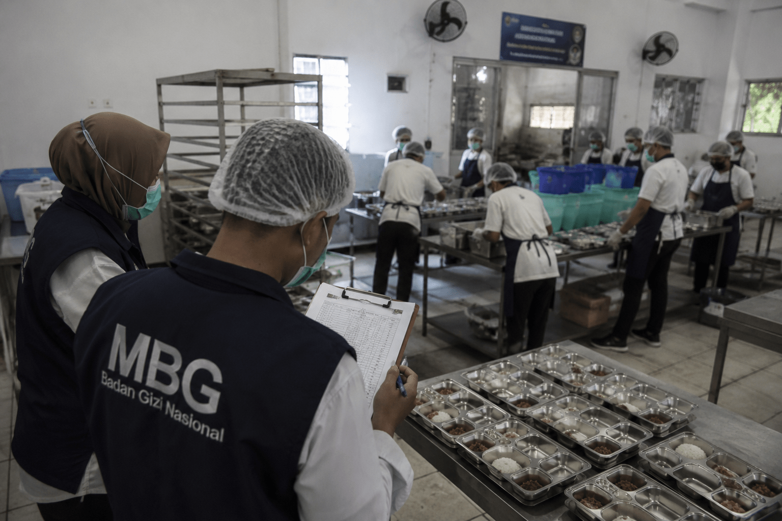 Pemerintah Kejar Penataan Ulang Program MBG Selesai dalam Satu Bulan